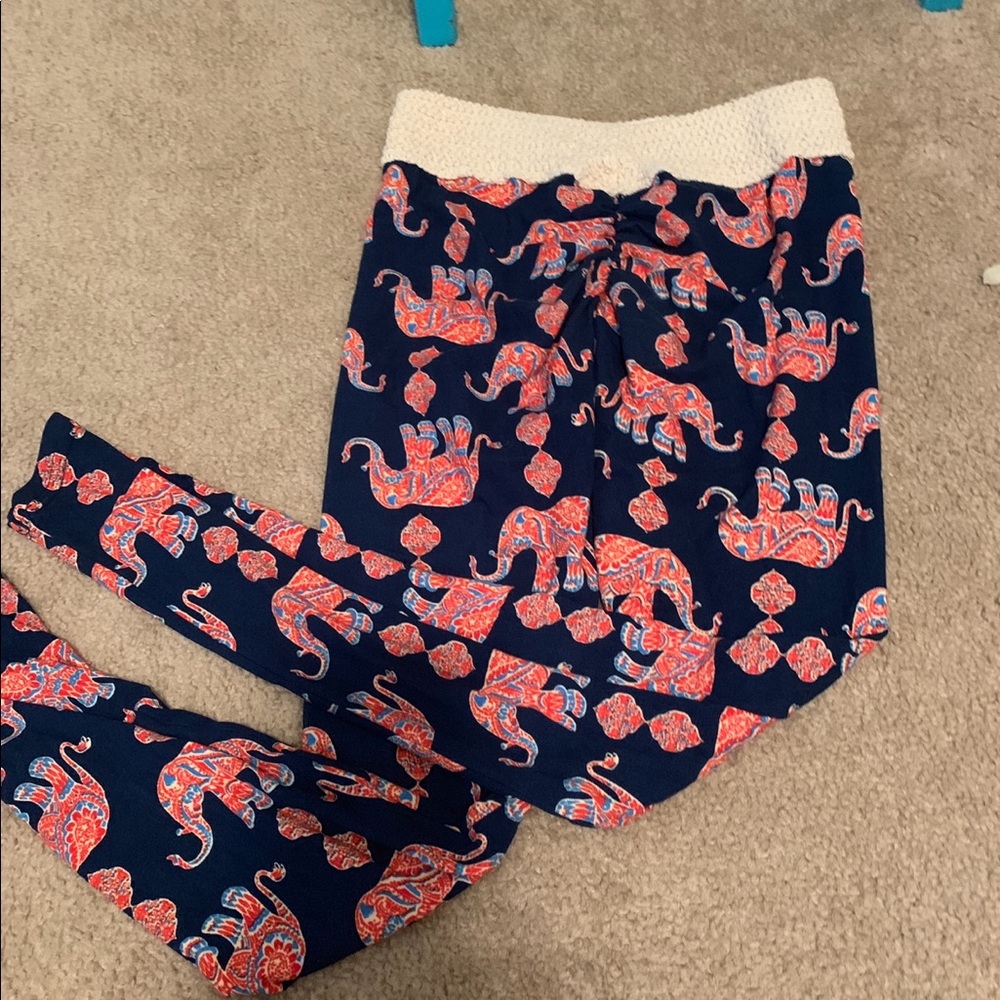 Leggings size medium